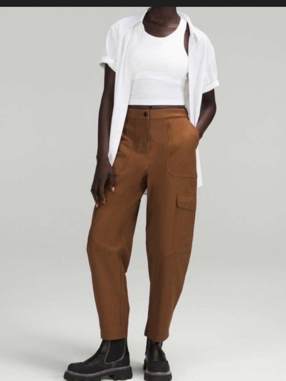 Lululemon Light Utilitech Cargo Pocket High-Rise Pant Roasted Brown size 26
